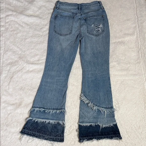 Free People We the Free Distressed Patchwork Flare Jeans Boho Festival Raw Hem - Picture 7 of 11